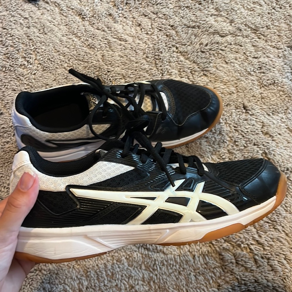 asics volleyball shoes size 8 1/2